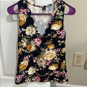 Xhilaration Black and Gold Floral Fitted Tank Top